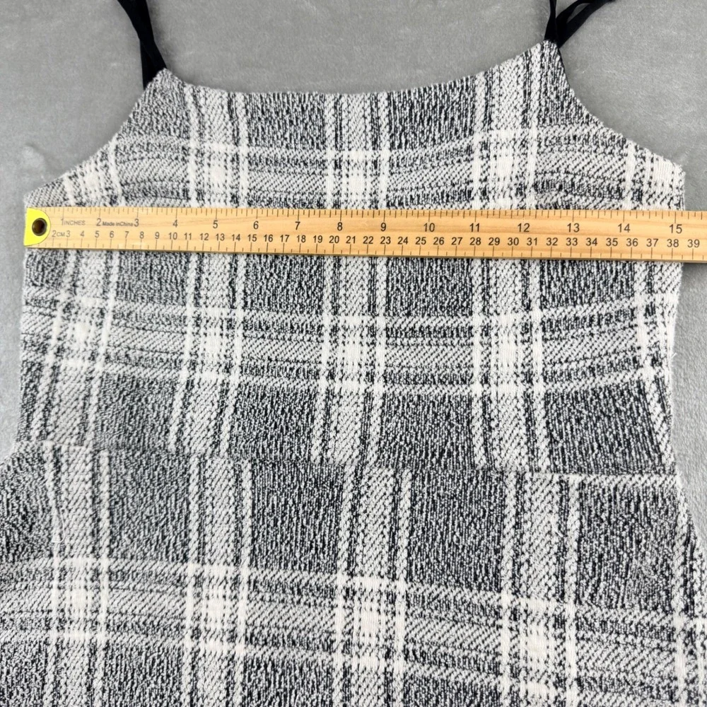 Urban Outfitters urban outfitters